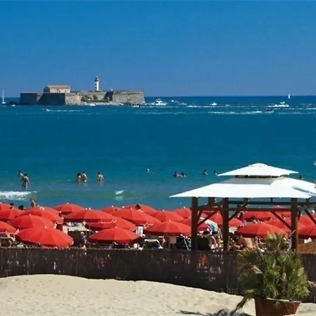 Location Cap D'agde, 1 Piece, 2 Personnes 6 * Agde